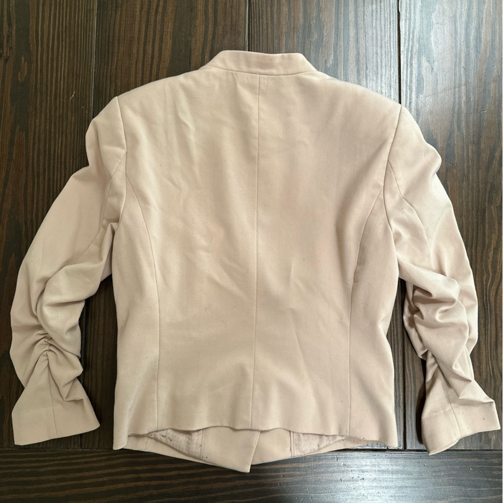 Cropped Cream Jacket - Picture 5 of 5